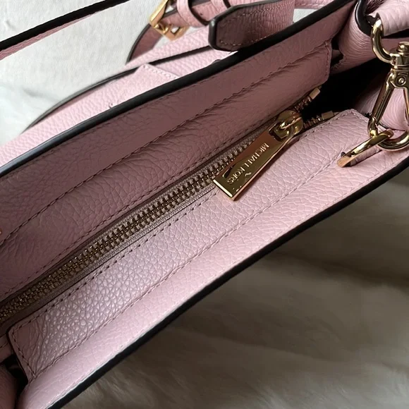 Michael Kors Hamilton Small Crossbody Woman's Travel Messenger Leather Bag Purse - Picture 9 of 15